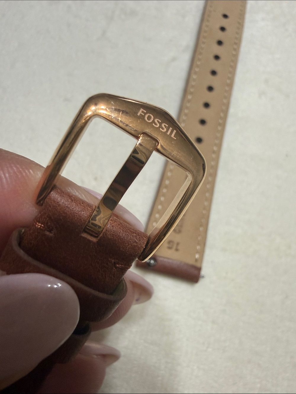 Fossil Brown Leather Watch Strap with Gold Buckle - Picture 4 of 4